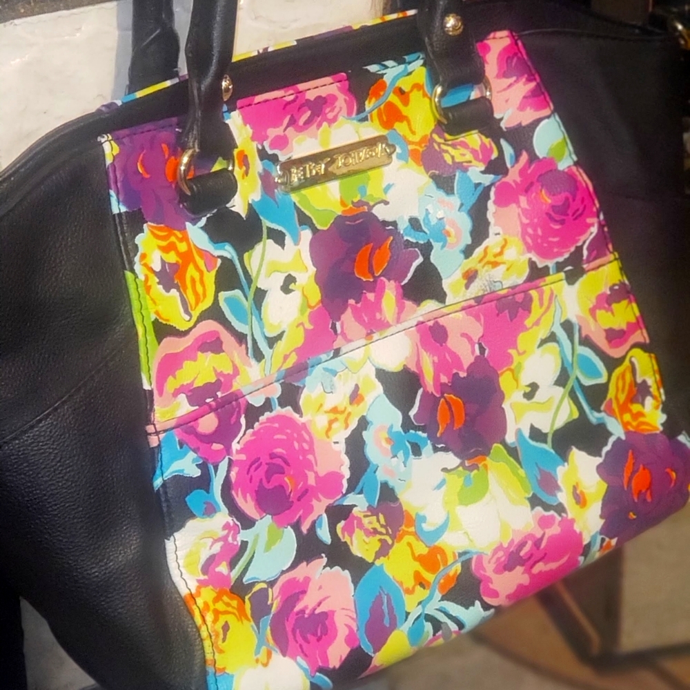 Betsey Johnson shoulder bag